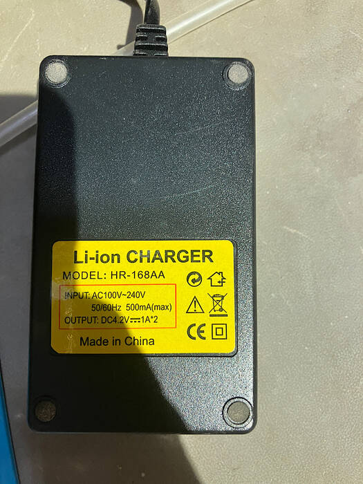liioncharger2.jpeg